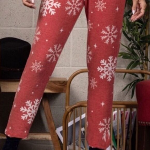 Sleeveless Snowflake Jumpsuit‎ - Picture 10 of 16